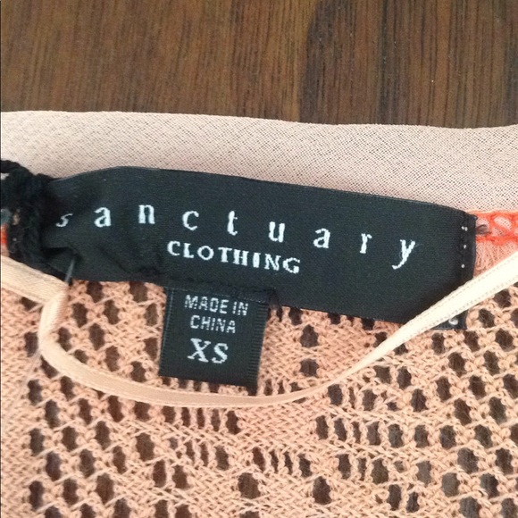 Peach lacey shirt - Picture 4 of 4